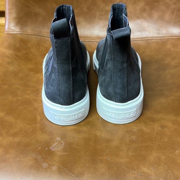 J slides - Picture 4 of 7